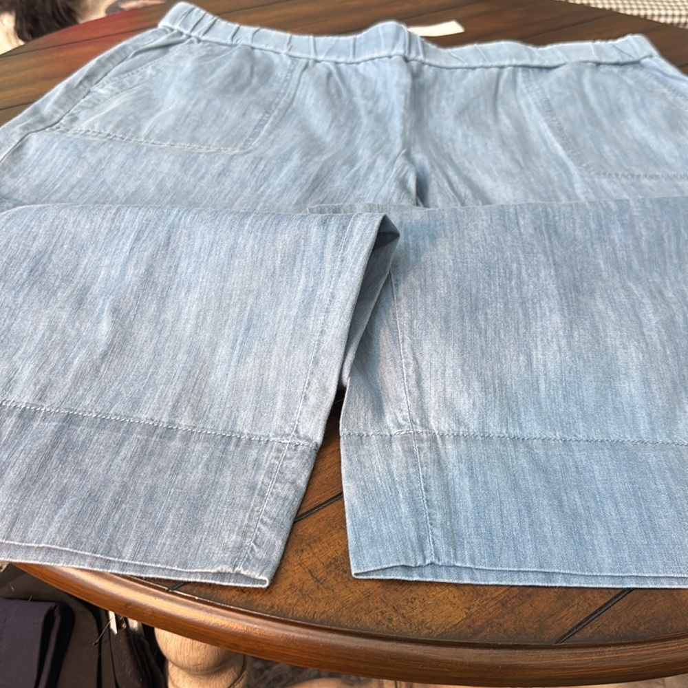 Talbots. Chambray crop pants - Picture 2 of 5
